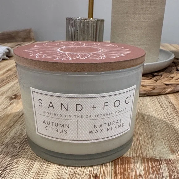 Sand + Fog Autumn Citrus 12 oz 2 wick candle - Picture 1 of 4